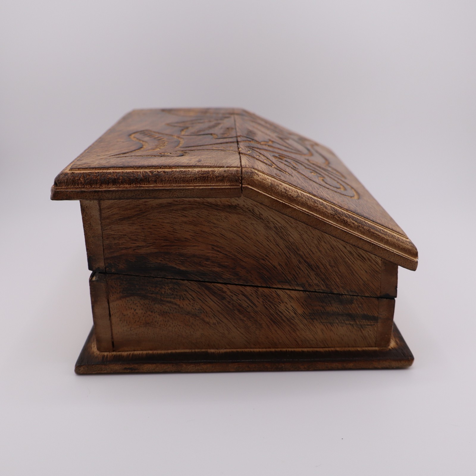 Floral Pattern Carving Wooden Jewelry / Keepsake / Trinket Box – 7x5x3″