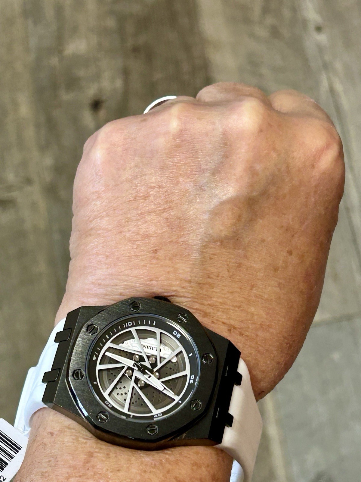 Invicta Speedway Rim, Mechanics, WR 30m, 42mm, New/Box/3yr Wnty, 8” Wrist, 69492