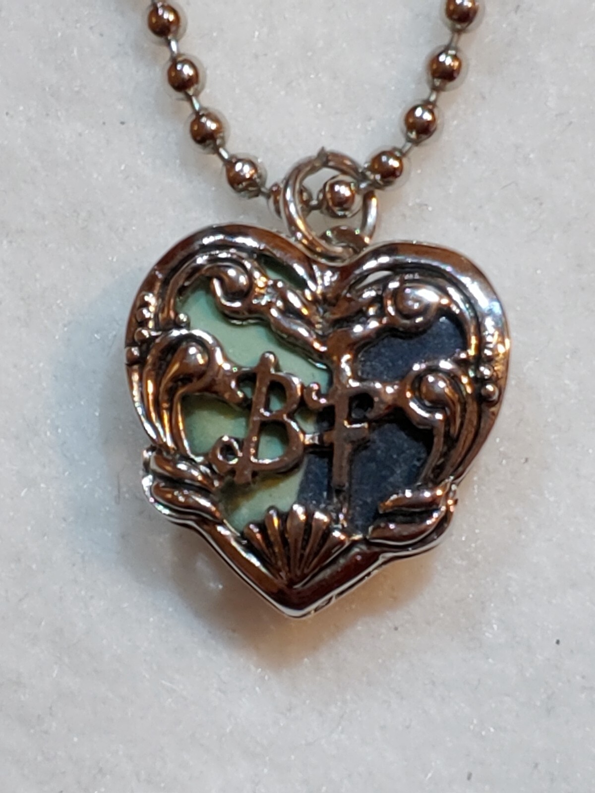 Claire’s ( Best Friend ) Heart Locket Necklace – Silvertone – 15 1/2 in Long