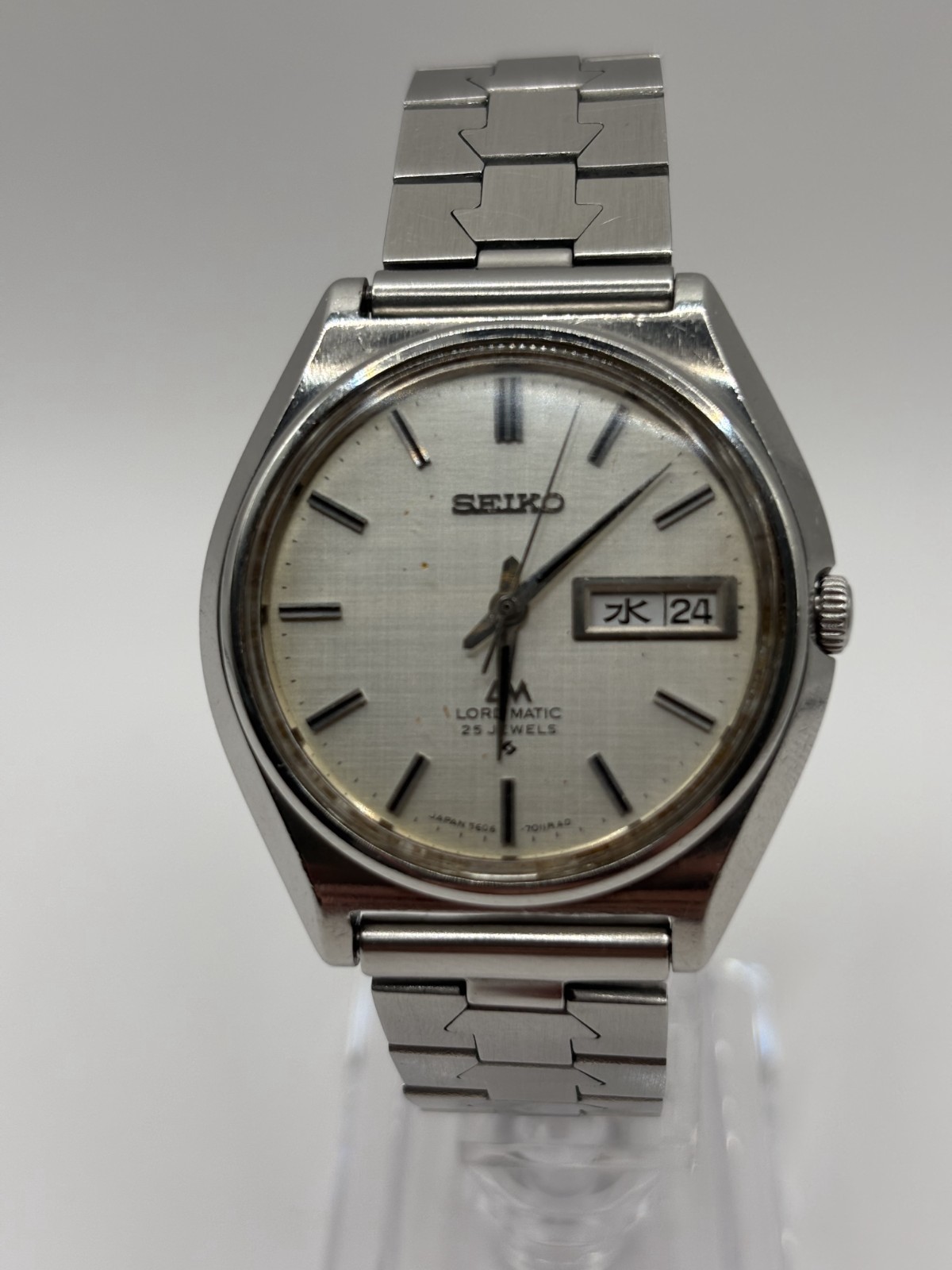 SEIKO Lord Matic 5606 7010 Linen Dial Day Date Automatic Vintage Auth