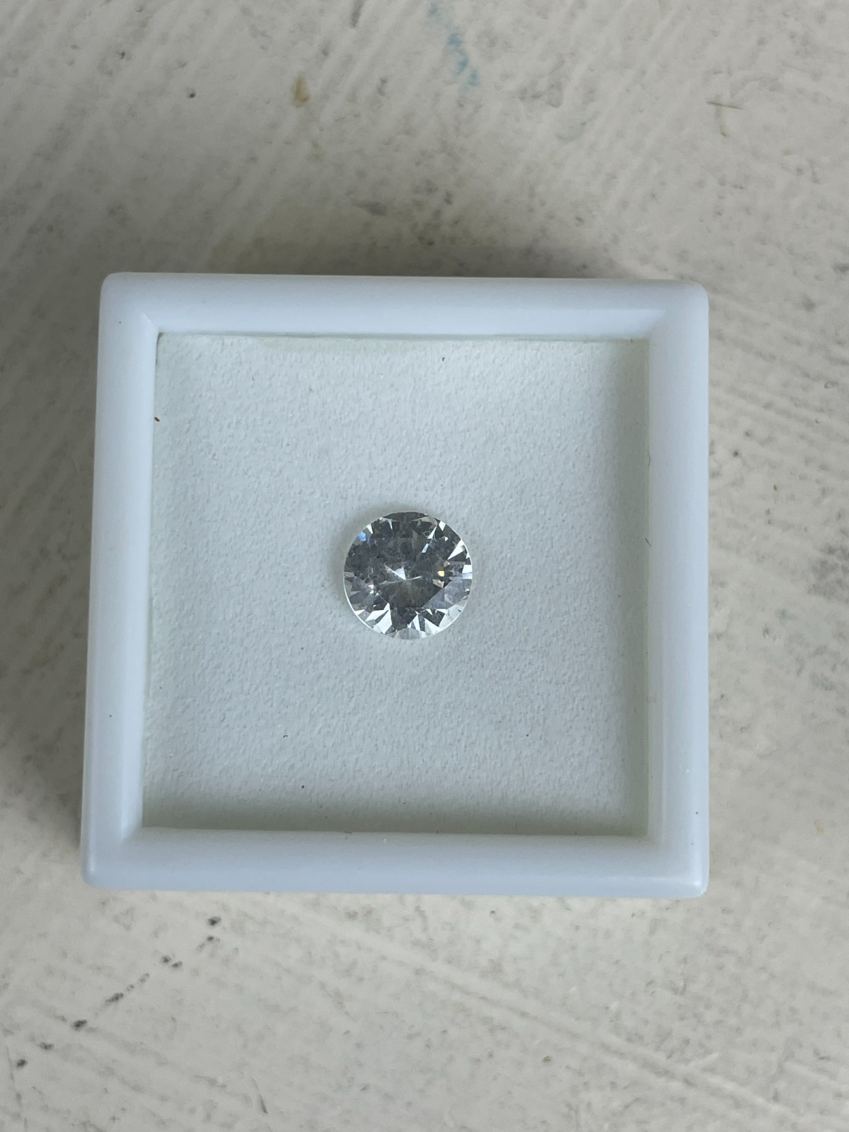 2.50 Carat 8MM Round Diamond White YAG Yttrium Aluminum Garnet Faceted Gemstone