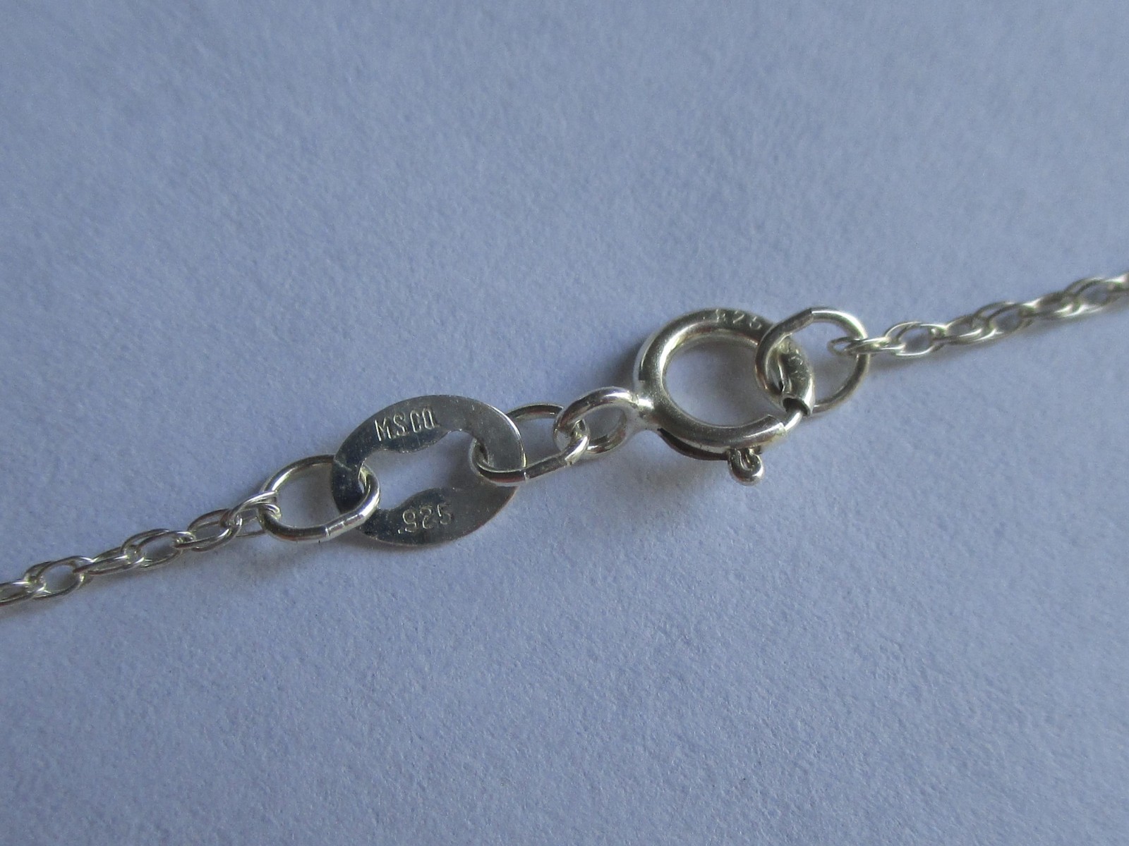 18in Long 0.8g 1mm VINTAGE STERLING SILVER 925 SINGAPORE CHAIN NECKLACE