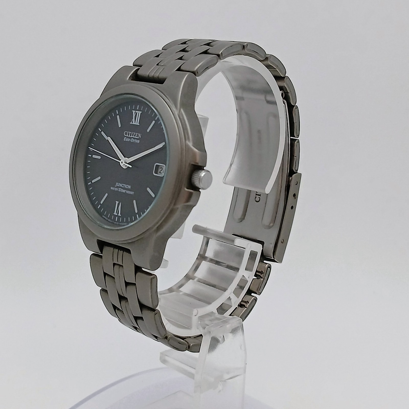 Citizen Eco-Drive Junction Titanium Solar Mens Watch E110-K16440 CK Gray Dial