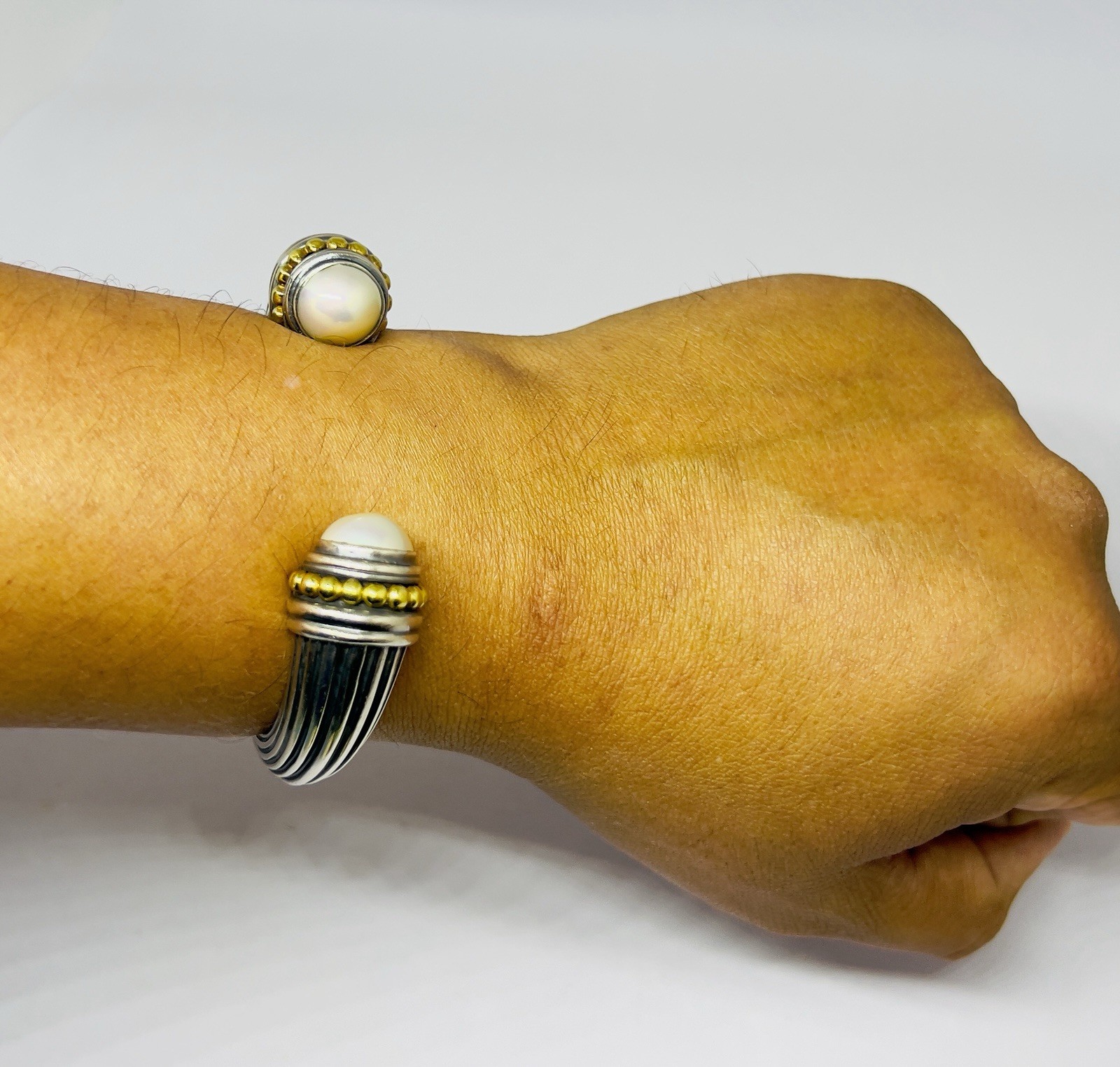 LAGOS Caviar Heavy 925/18k Yellow Gold Hinged Cuff Bracelet Mabe Pearls 64.7 g