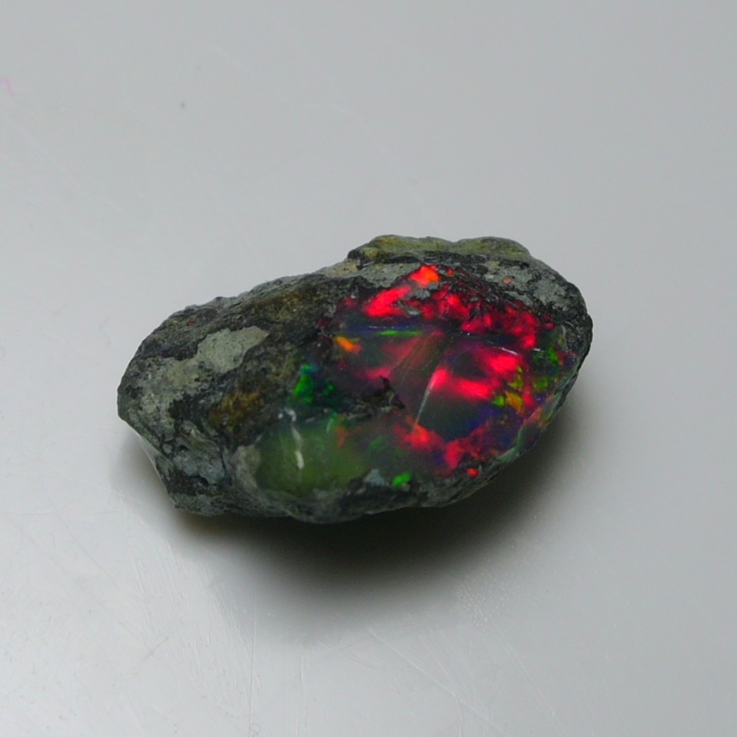 Ethiopian Black Opal Rough Natural 10.00 Carats 18X16 mm Gemstone For Jewelry