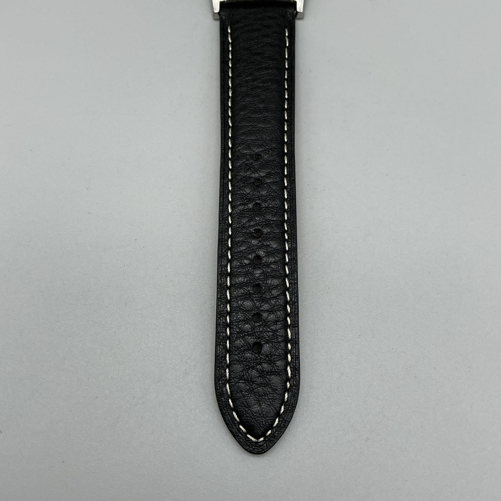 Disney Mens Watch 38mm Mickey Mouse Dial Black Strap Silver Tone New Battery
