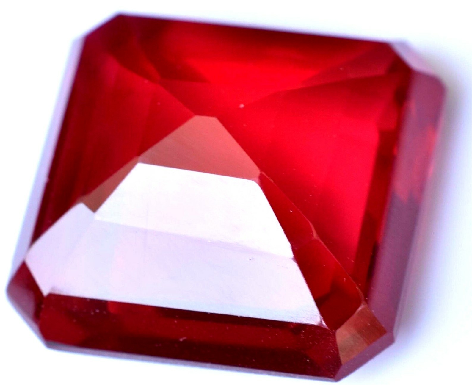 AAA Mogok Blood Red Ruby 58.85 CT Certified EXQUISITE Treated Emerald Gemstone !