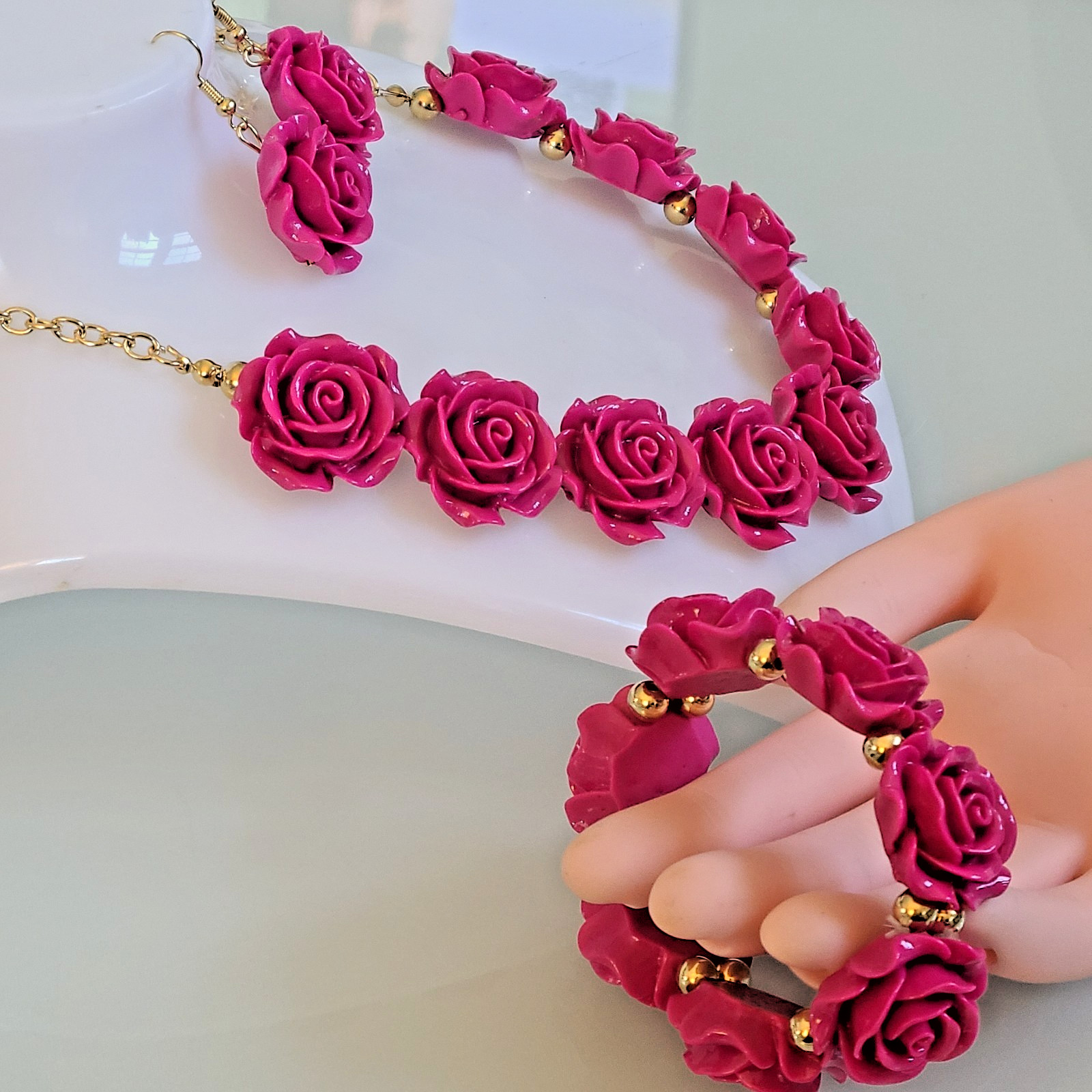 NEW HOT PINK Carved Resin Rose Jewelry Set Necklace Bracelet Earrings 21″
