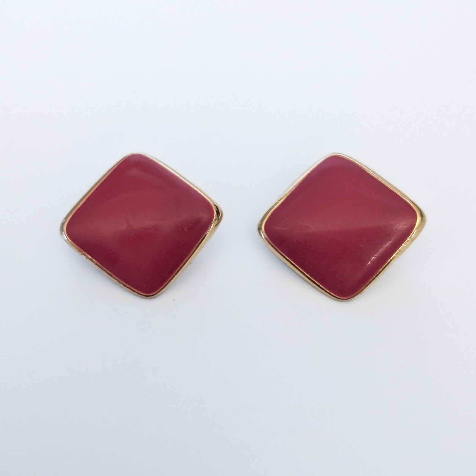 Vintage Clip On Earrings Red/Dark Pink Tone Folded Design