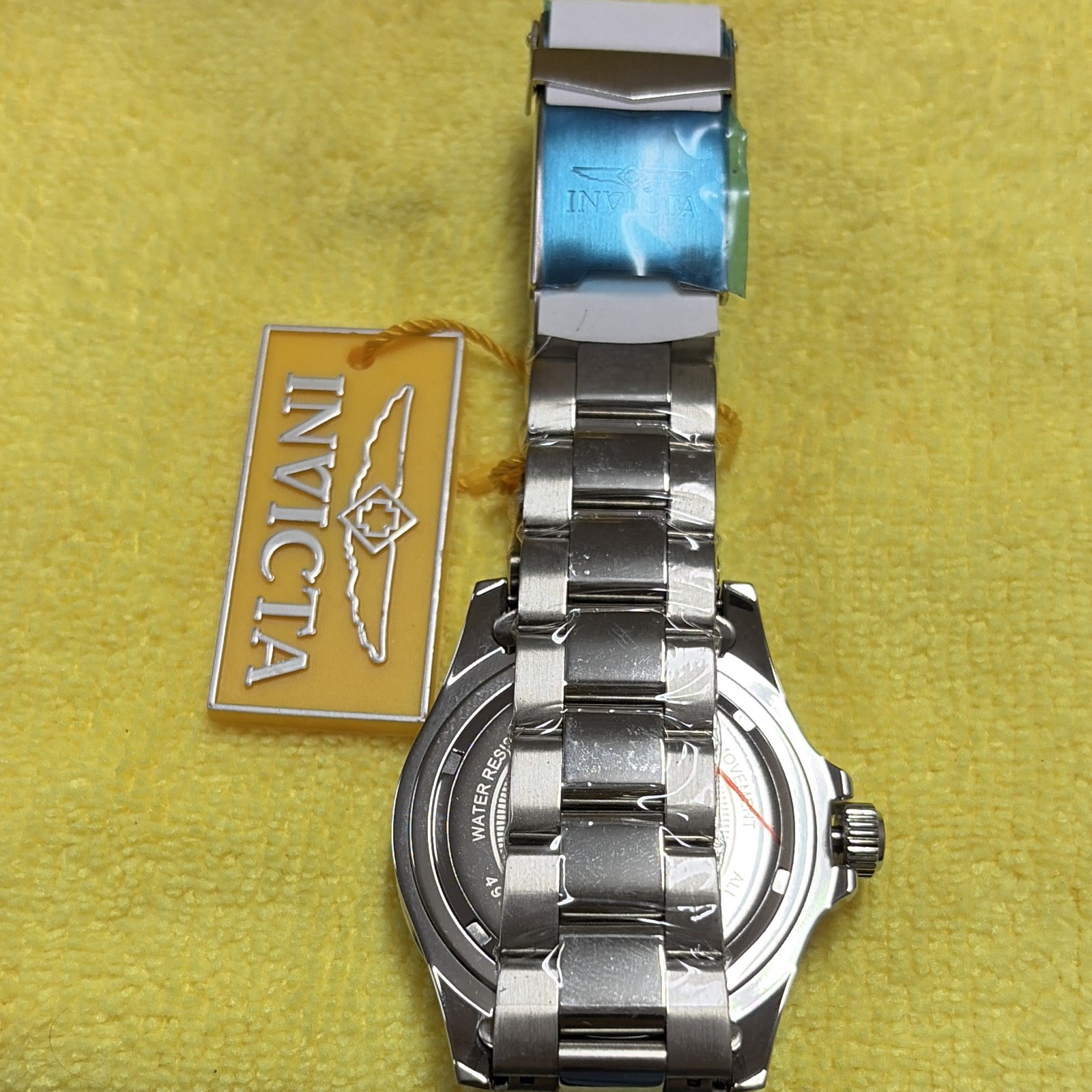 Invicta Pro Diver Men’s Quartz Diver 45mm Black Dial Steel Bracelet WR 50m