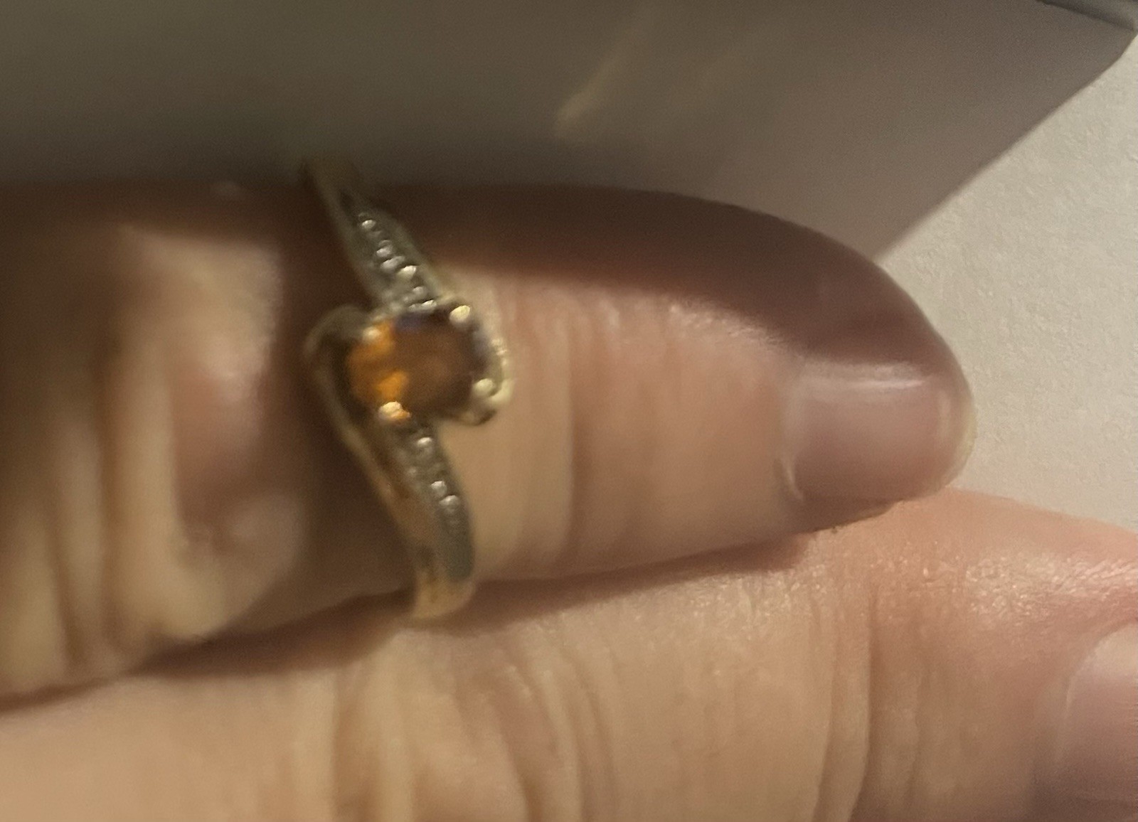 14k Yellow Gold 2.4 Grams Brownish Orange Gem And Diamonds Size 8