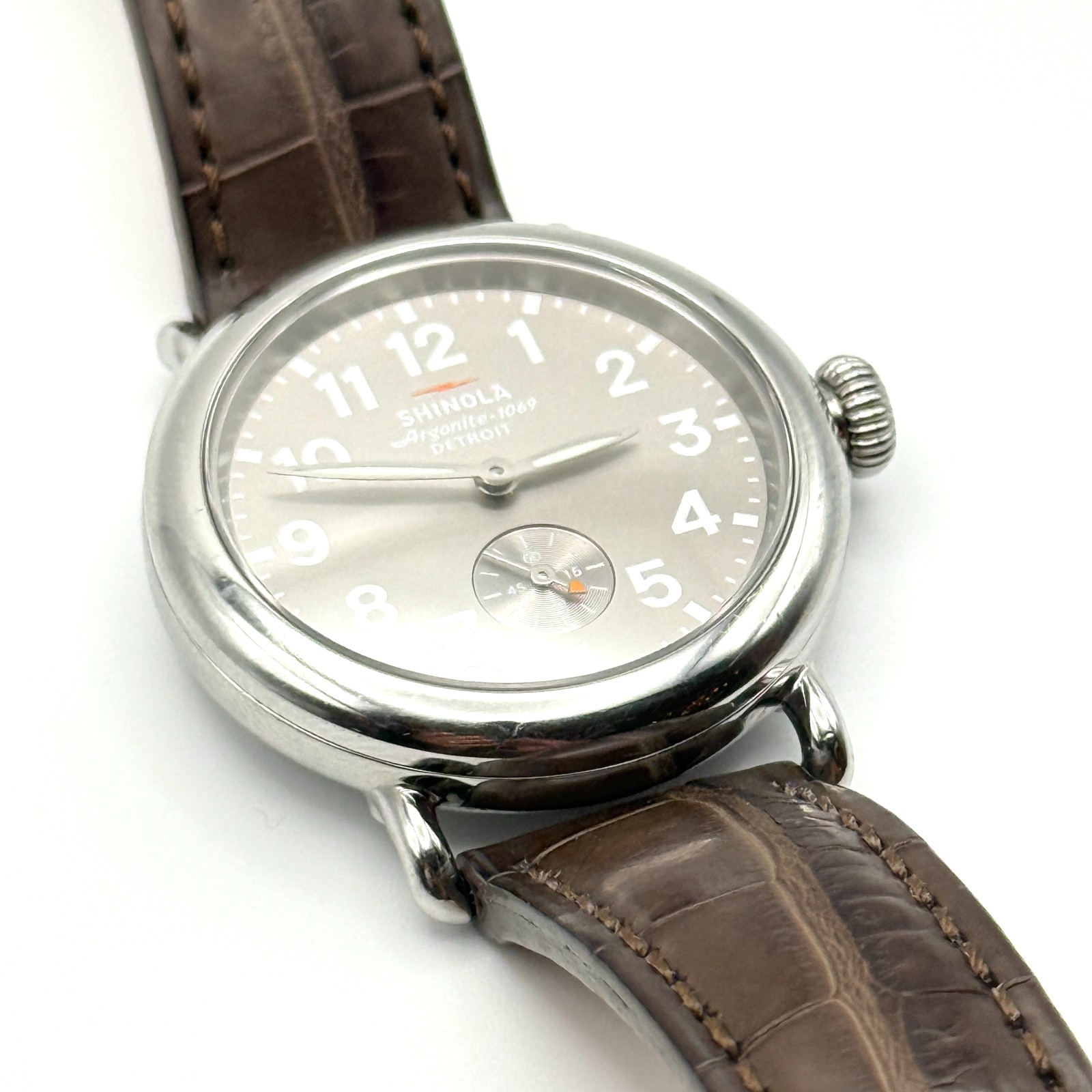 Shinola The Runwell Argonite 1069 Watch with Alligator Band *WORKS*