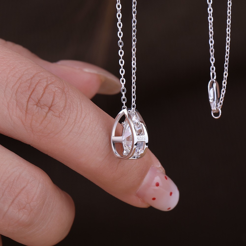 1-4CT Pear Cut Moissanite Solitaire Pendant Necklace 925 Sterling Silver Chain