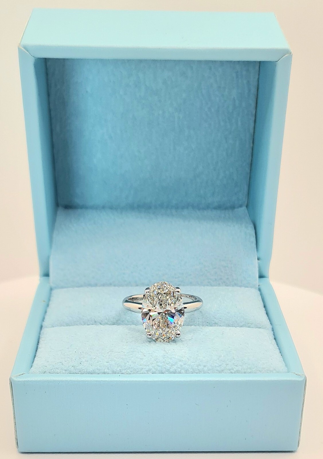 RARE D Color VVS2 Clarity 4 Ct IGI Certified Oval Cut Lab Grown Diamond Ring