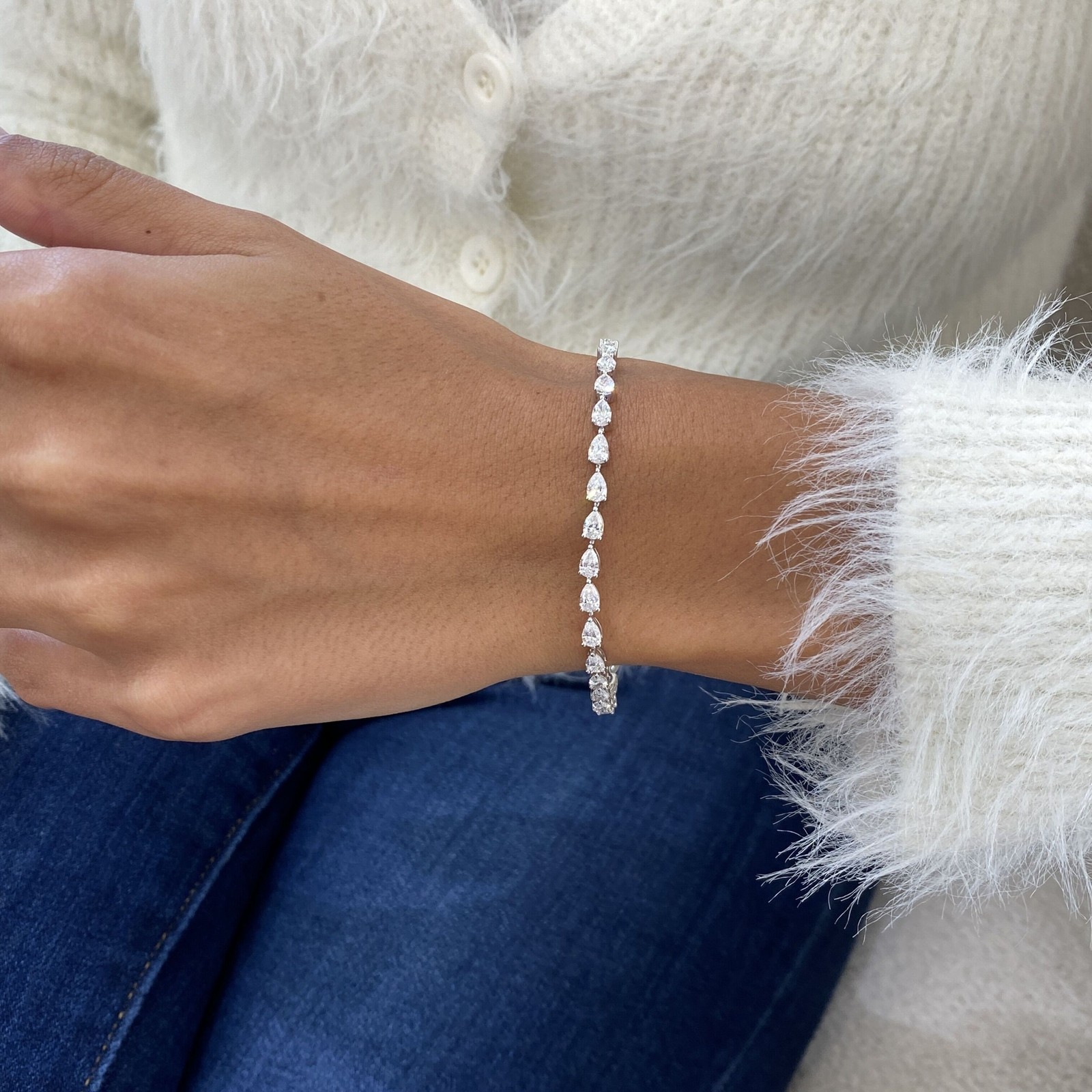 6.00Ct Pear Cut Lab Grown/CVD Diamond Her Tennis Bracelet EF/VS 14K White Gold