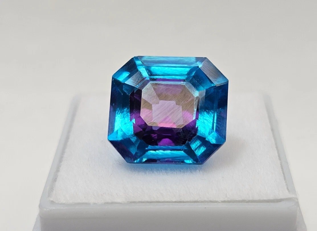 Bi-Colour Pitambari Sapphire Asscher Cut 12-13 Ct Loose Gemstone EGL Certified