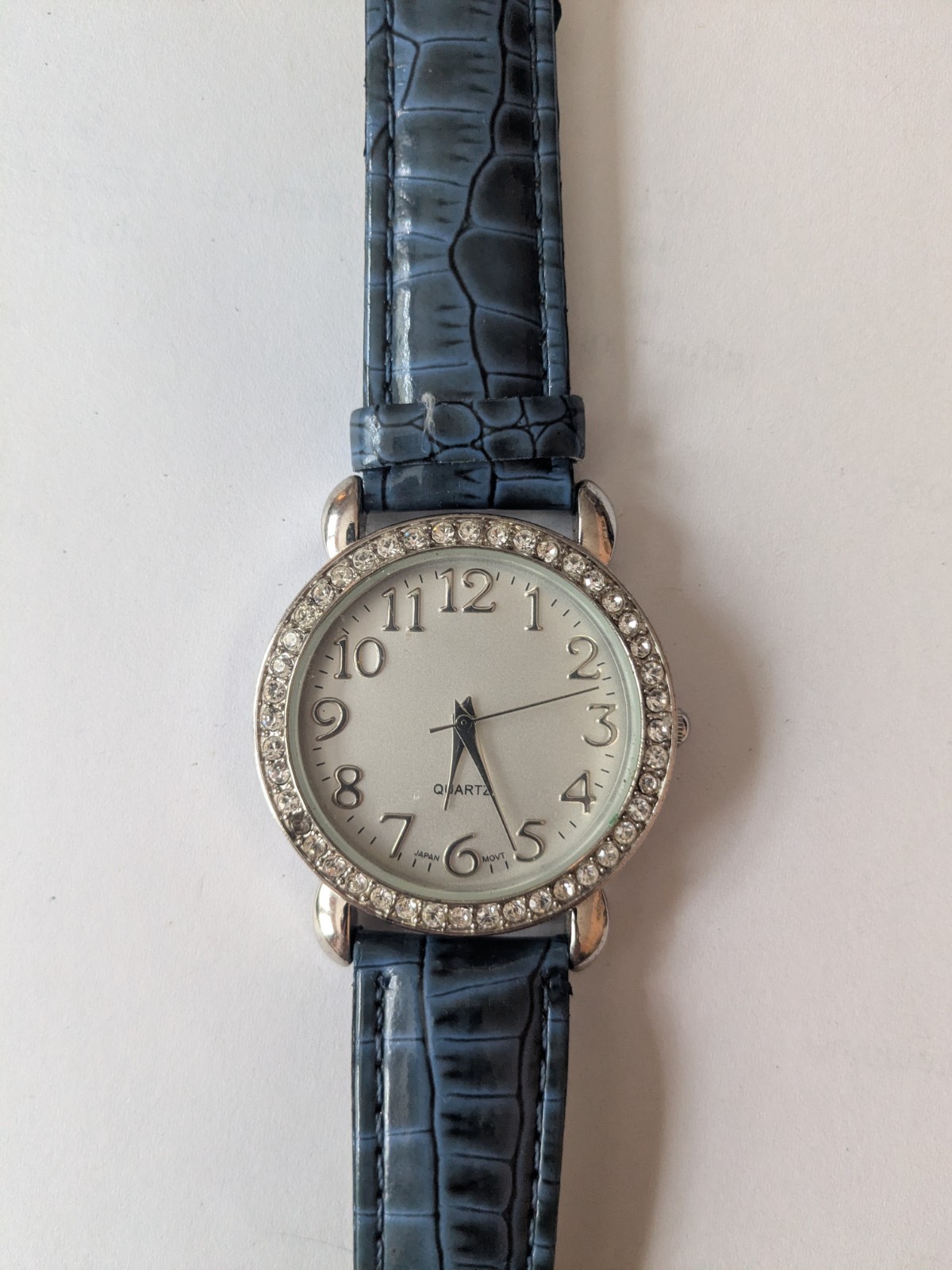 Vintage Quartz Watch Rhinestone Bezel Blue Lather Band New Battery Unbranded