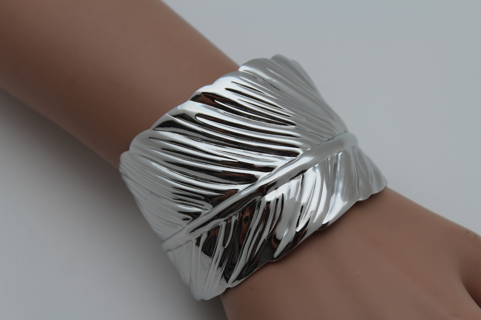 Sexy Women Cuff Bracelet Metal Fashion Long Silver Leaf Wrap Around Tree Jewelry