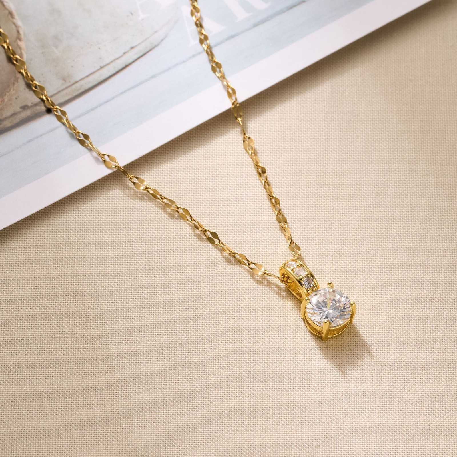Fashion Woman Classic 18K Gold Plated CZ Pendant Chain Necklace Anti-tarnish