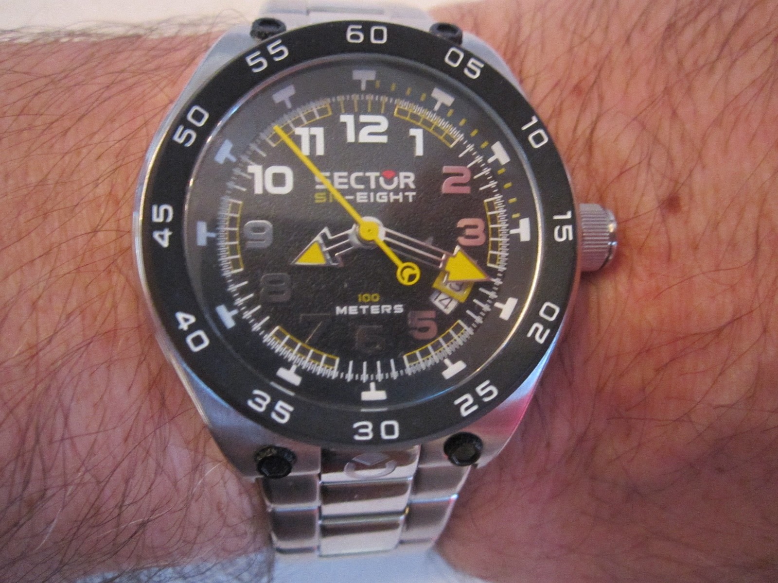 SECTOR SK-EIGHT WATCH – 100 METERS/10 ATM – #44667 – BLACK FACE YELLOW HANDS