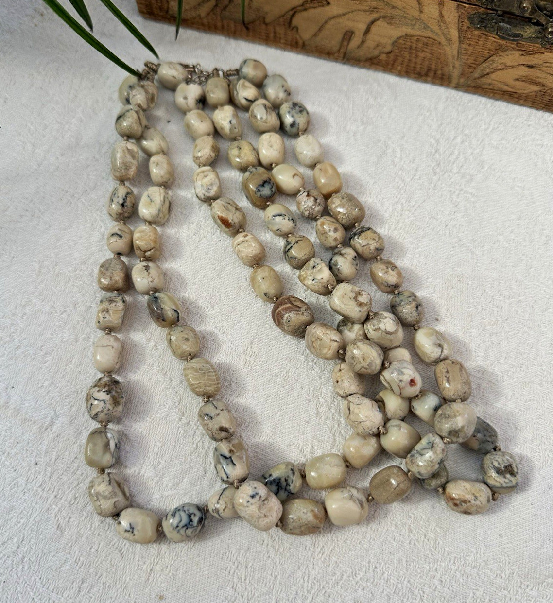 White & Gray Stone Beaded Necklace Strand, Ball/Bead Chain, Spring Ring