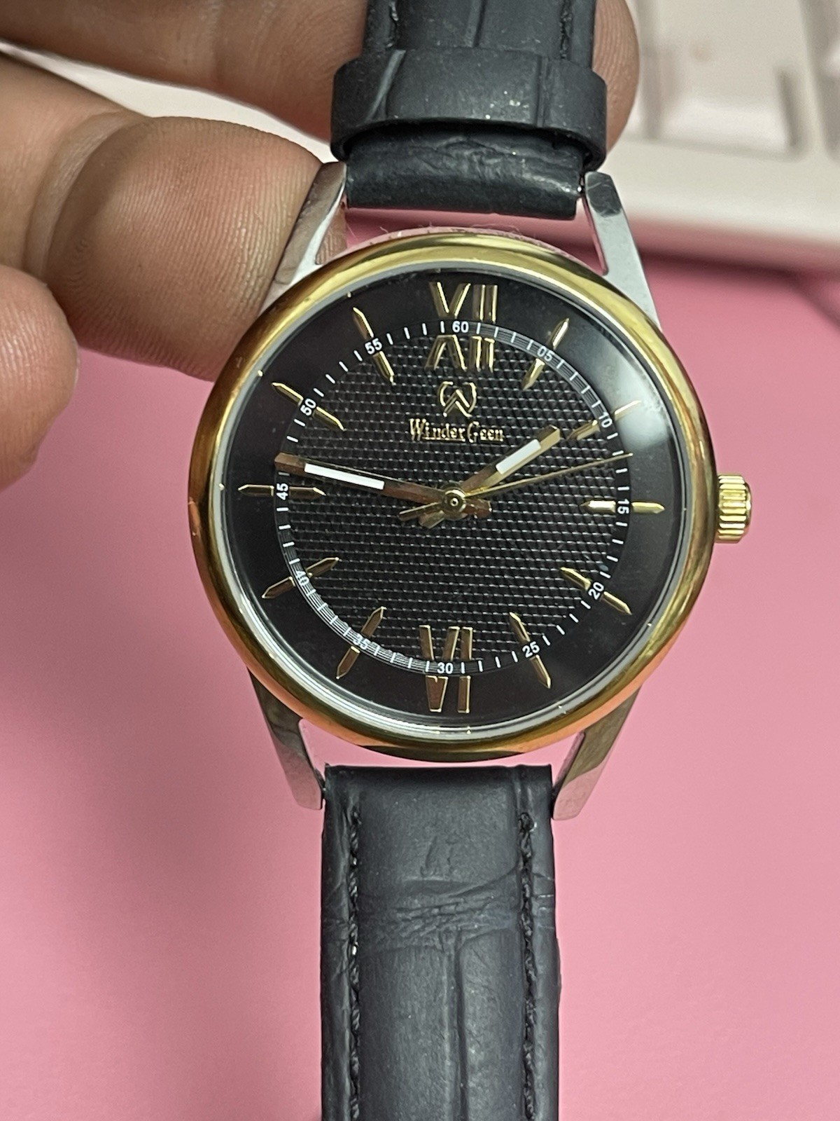 Winder Geen Swiss Made Quartz Dress Watch Black Dial Roman/Stick Leather 30m