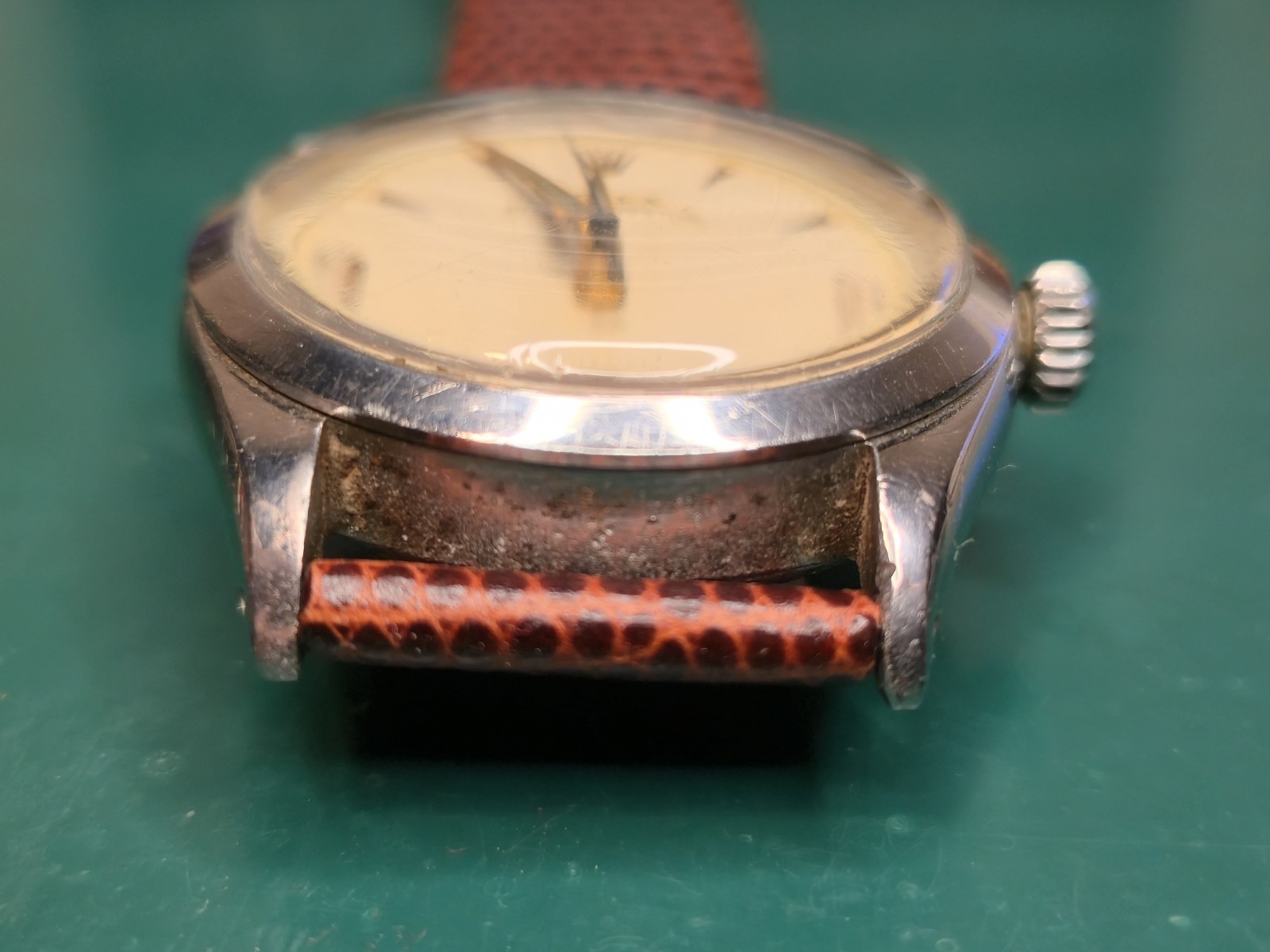 Rolex Big Bubbleback Oyster Perpetual Ref. 6284 Wristwatch 1950s Vintage 34mm