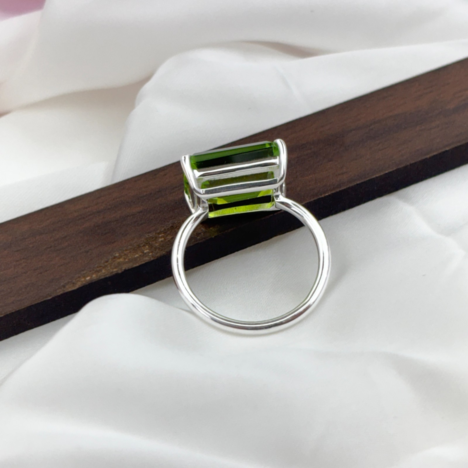 Everyday Women Peridot Emerald Cut 10x14m Ring August Silver Handmade Jewelry