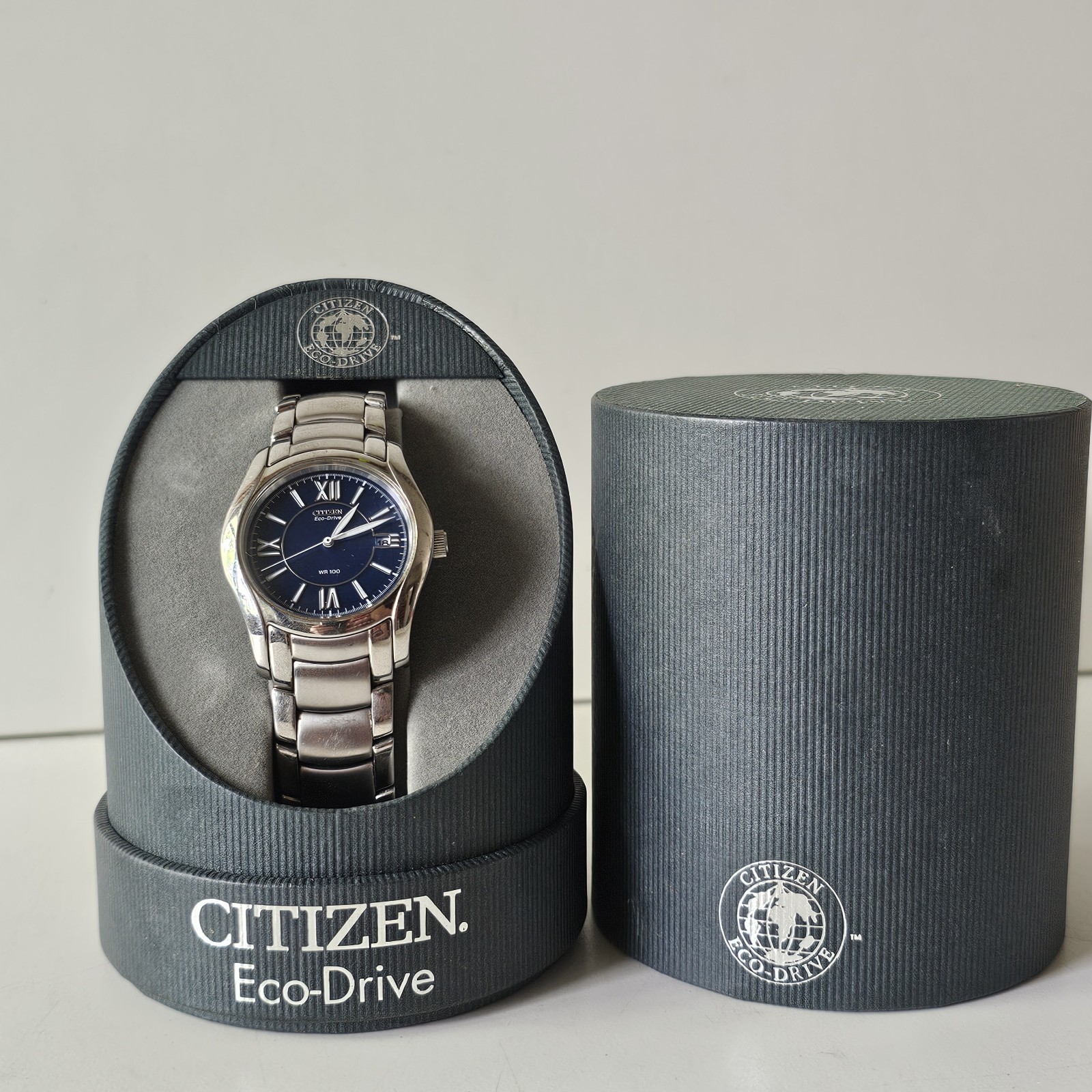 Citizen Eco-Drive Men’s Watch E111-S016827 Blue Roman Numeral Dial Boxed WR100