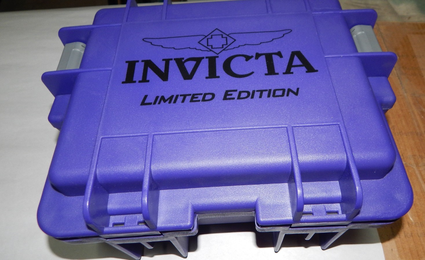 New INVICTA Pro Diver Automatic Stainless 47mm Watch 26601 w/ Flask 2 Shot Glass