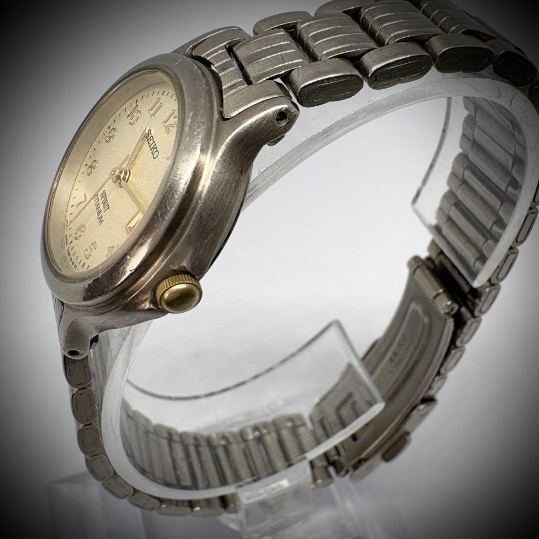 SEIKO SPIRIT Titanium Ladies Watch, Gold Dial, Working Condition, New Battery Re