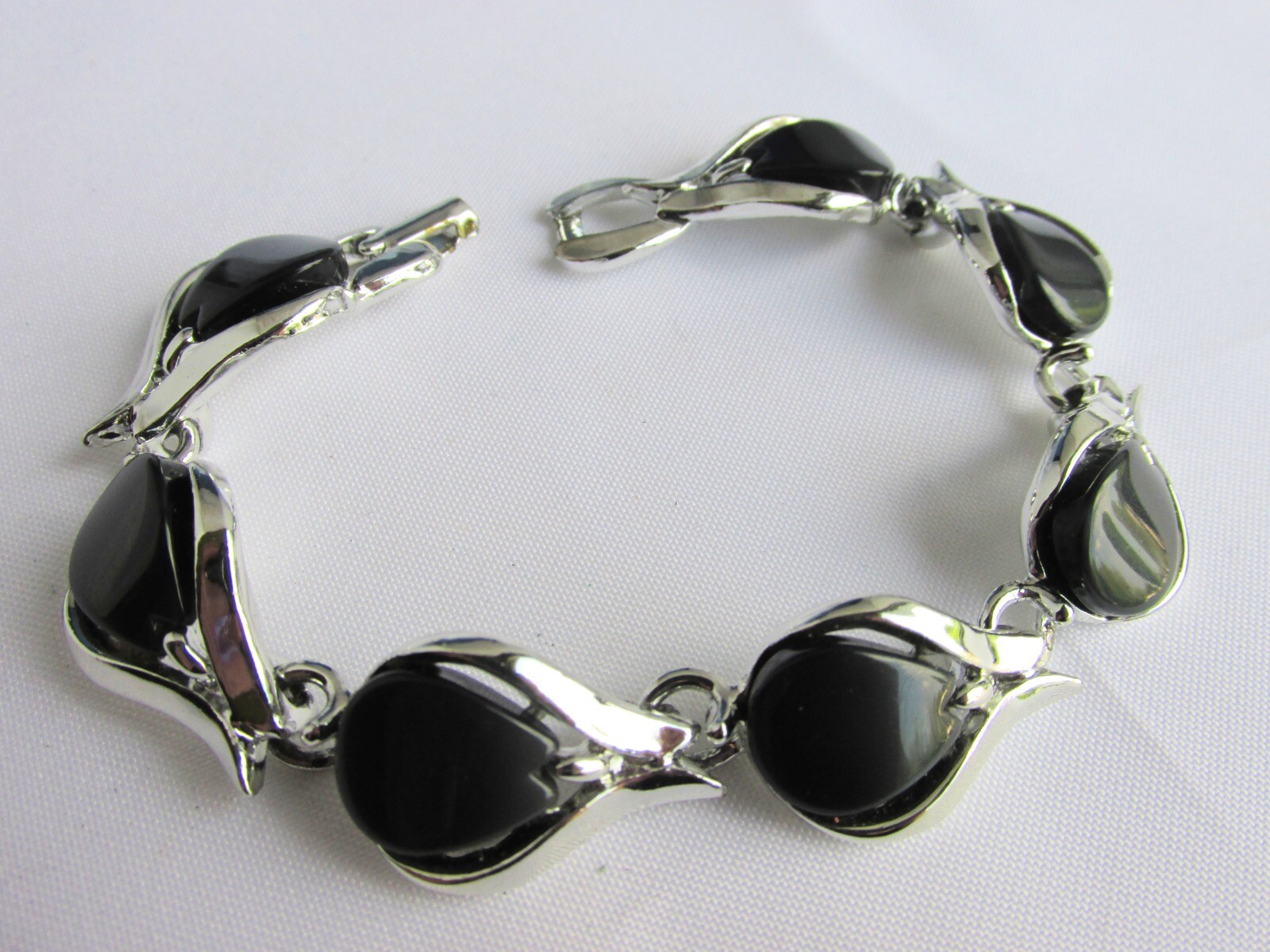Vintage Charcoal Gray Thermoset Tear Drop Tiles Bracelet Silver Plate