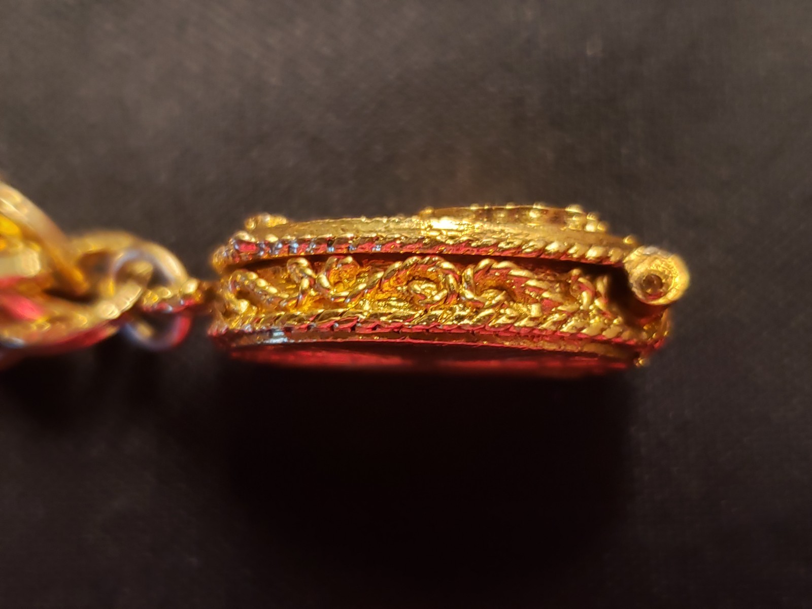 Rare Corday VTG 60s Unicorn In Captivity Solid Perfume Locket Bracelet Gold Tone