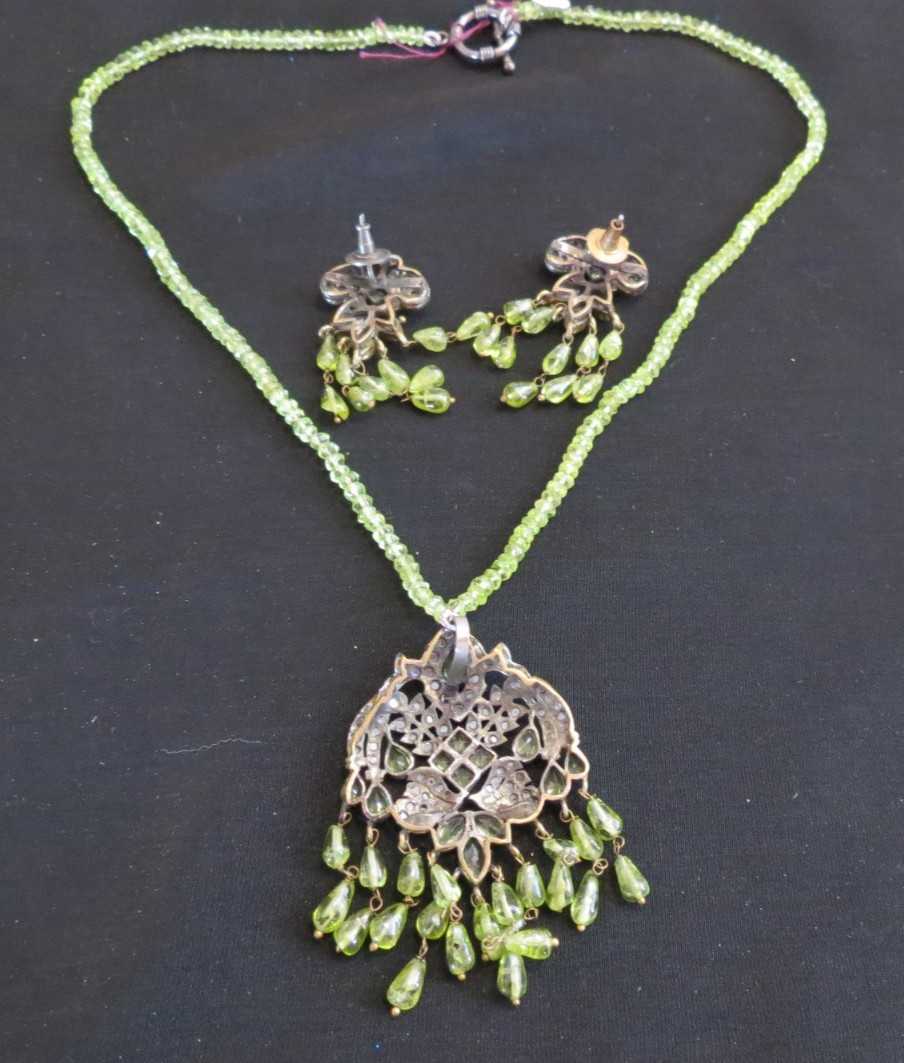 Vtg Chinese Export Green Glass Beads Silver Dangle Necklace & Pierced Earrings
