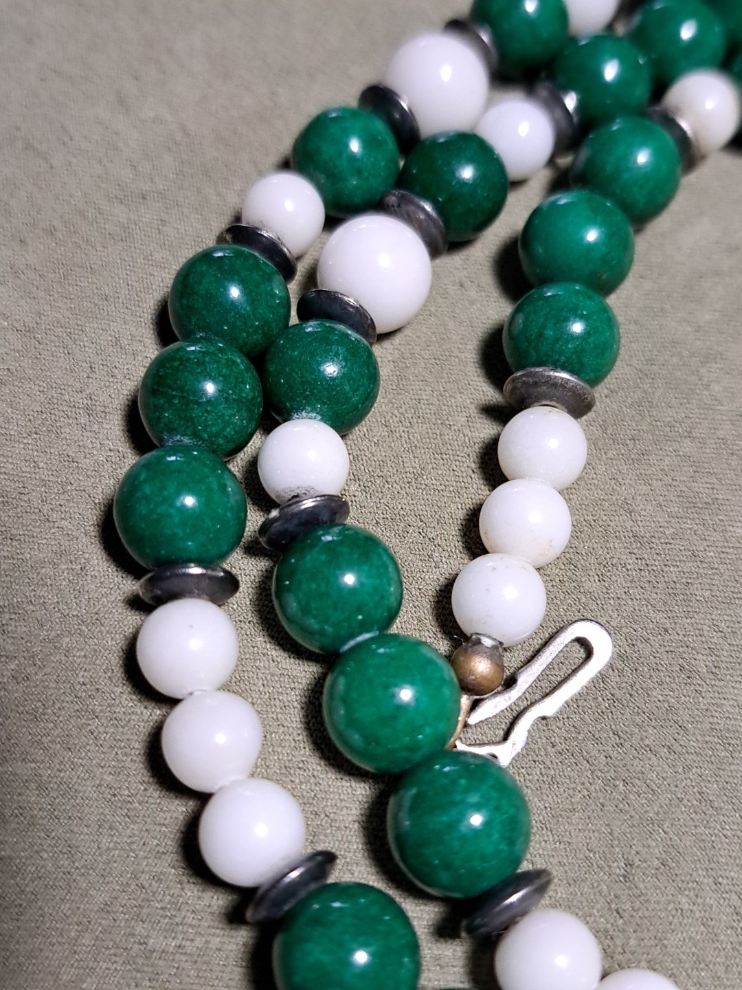 Vintage Mid 20th Century Gemstone 32″ Necklace