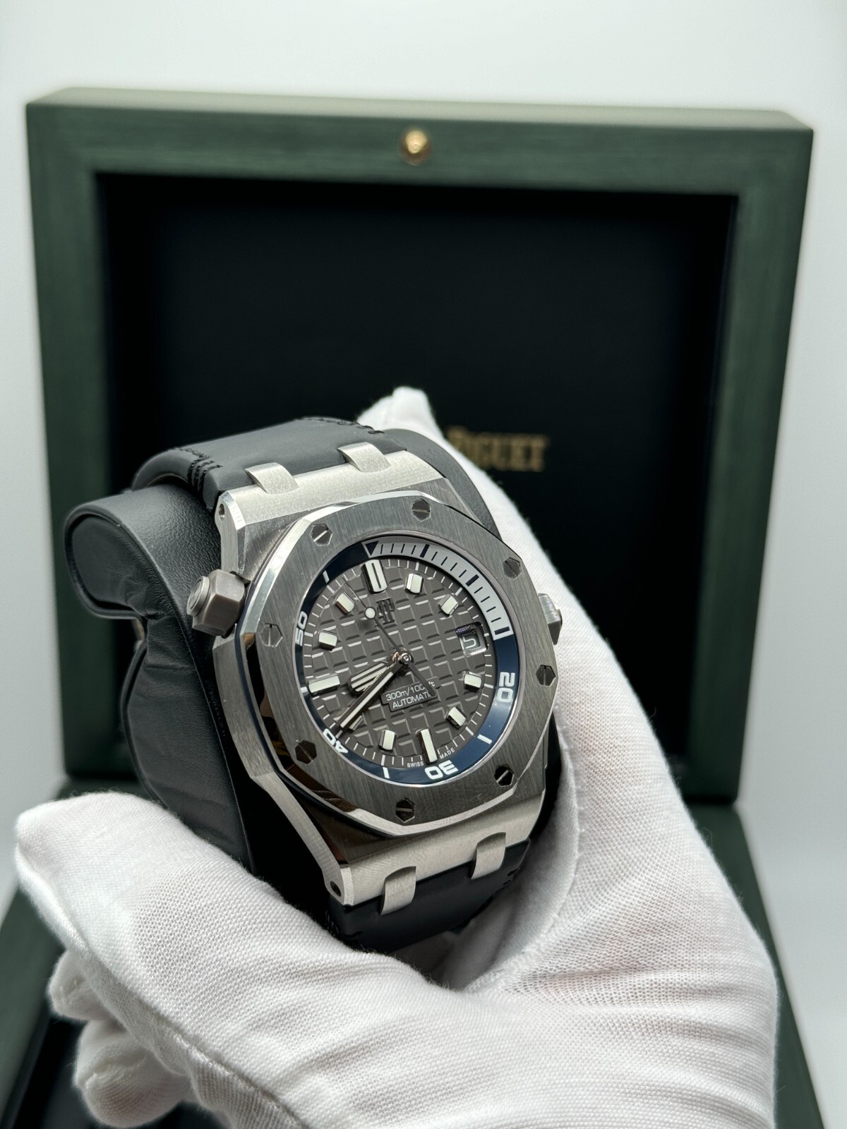Audemars Piguet Royal Oak Offshore Diver MINT 2024 Complete Set Gray Dial