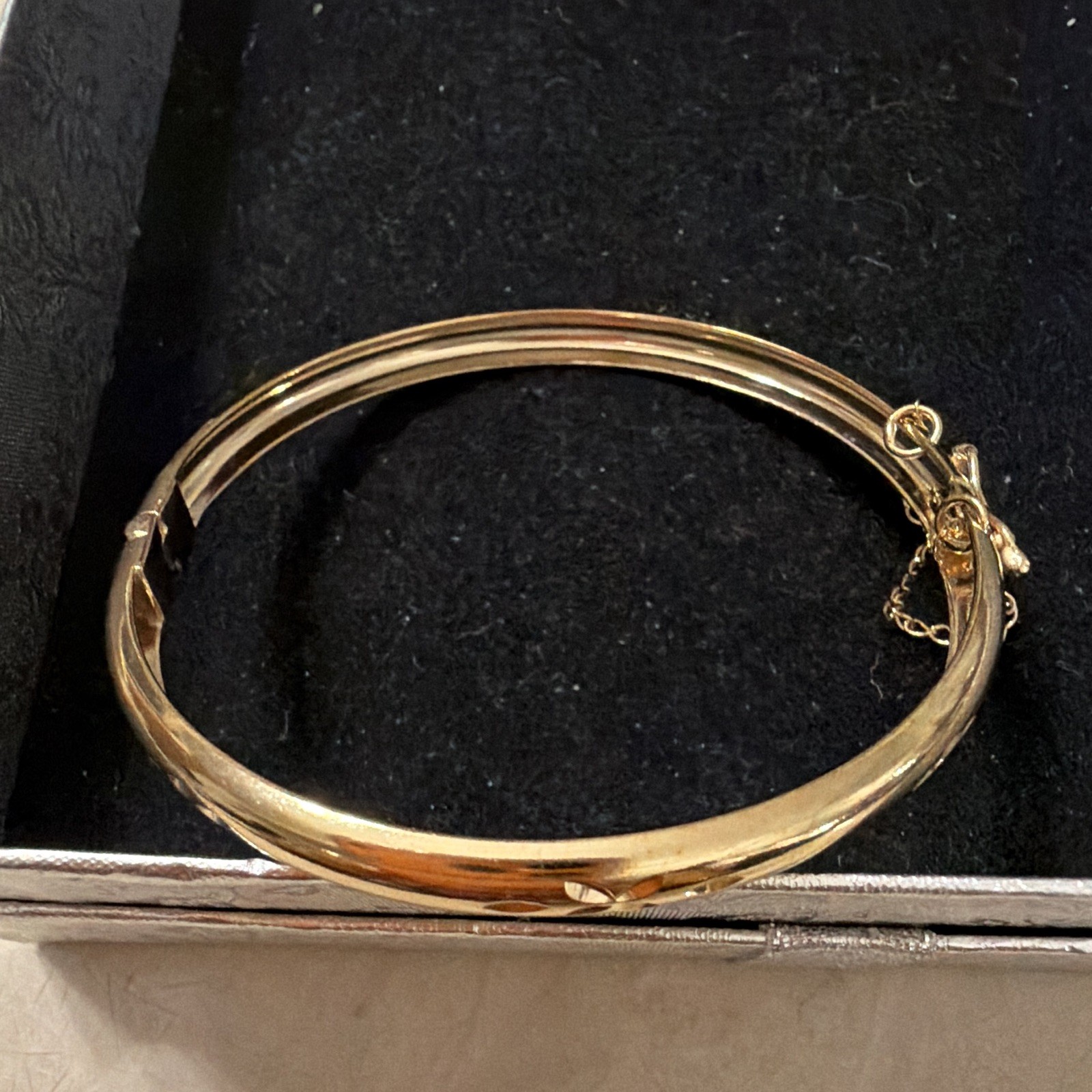 Gold Tone Bangle Bracelet with Push Lock Closure & Safety Chain Metal No Stone