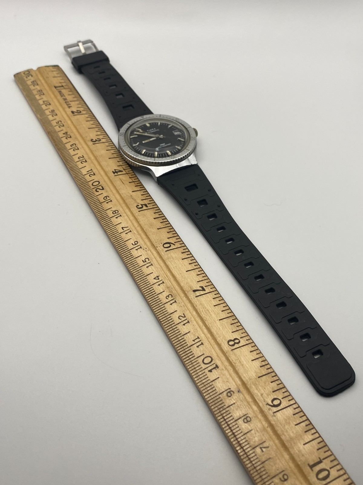 Vintage Timex Viscount Automatic Dive Date Watch 38mm Running Accurate +-2 Min