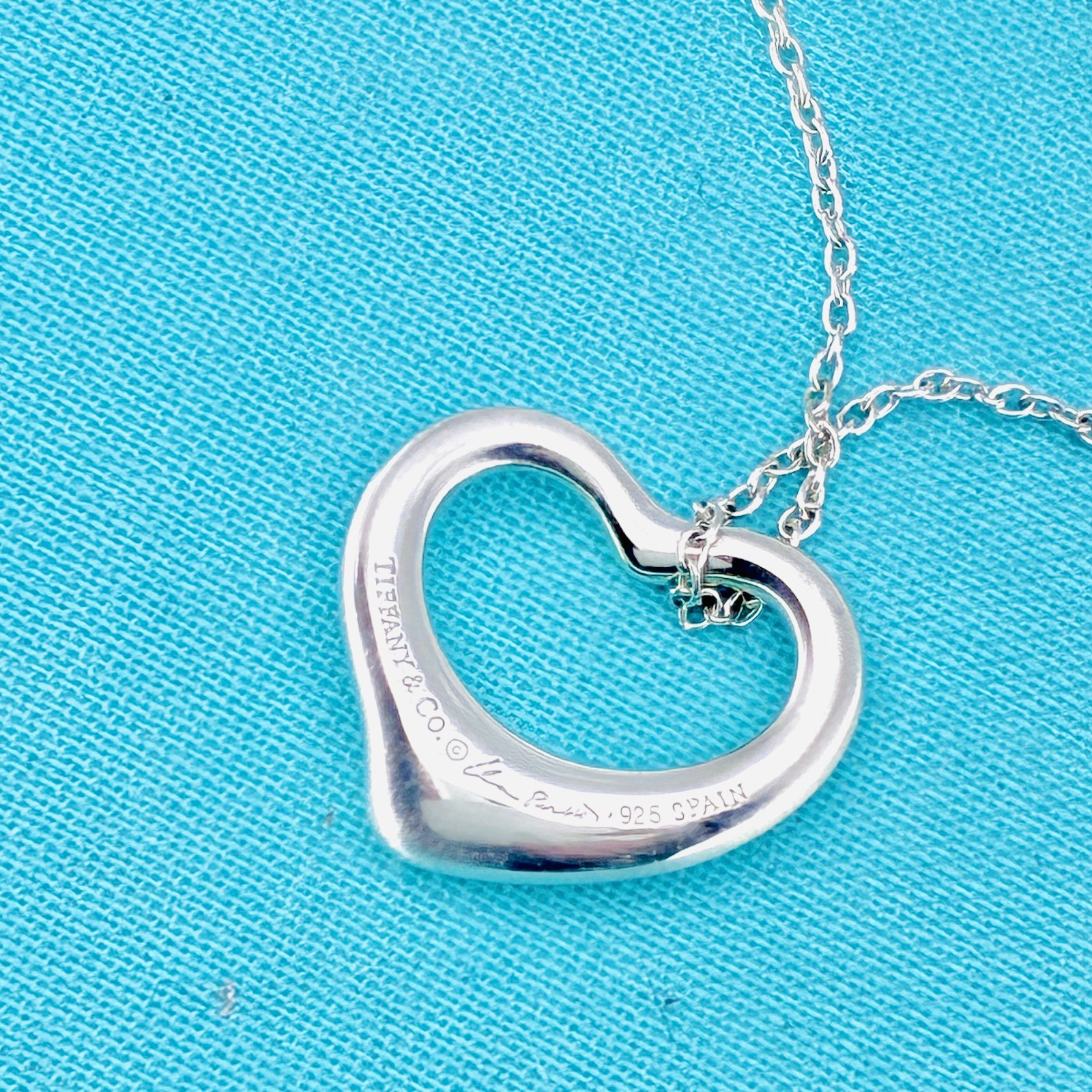 Tiffany & Co. Small Open Heart Pendant Necklace Elsa Peretti Sterling Silver925