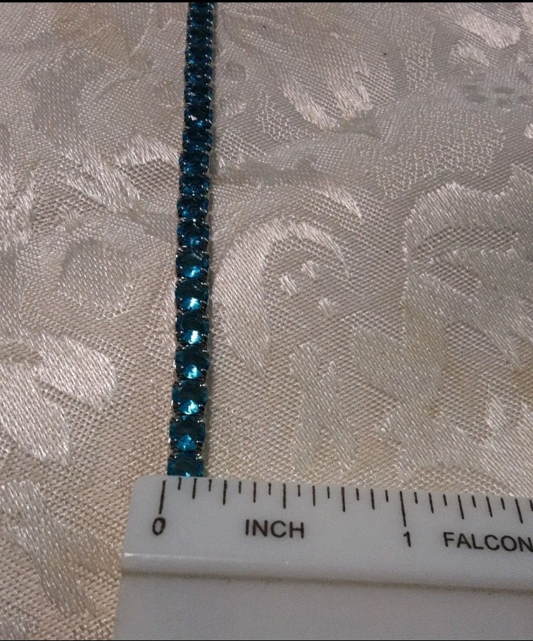 9.75 ctw simulated swiss blue topaz round cut stones tennis bracelet