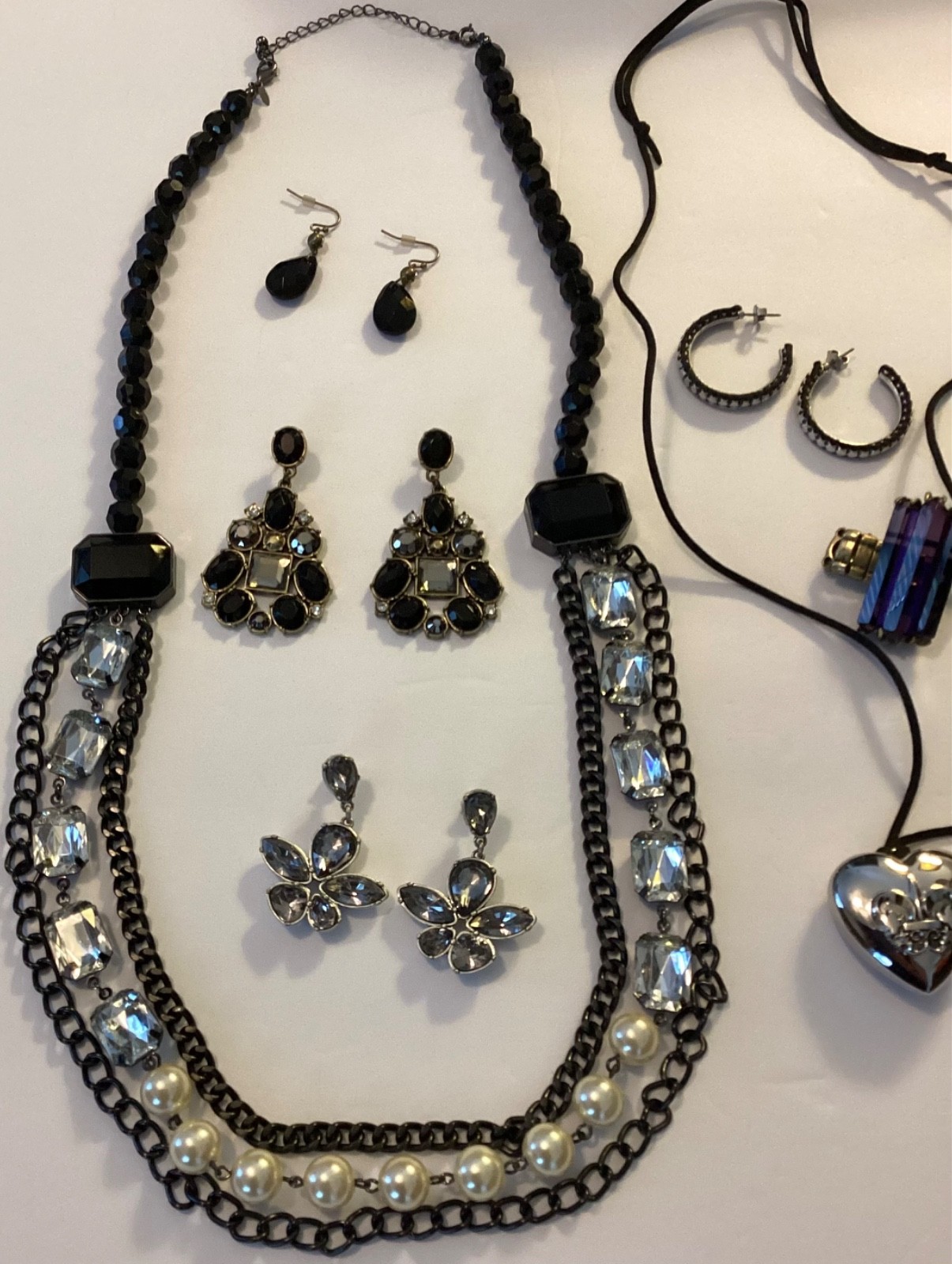 13 Piece Lot Of Beautiful Jewelry Brooch,Ring, Necklaces, Earrings, Bracelet