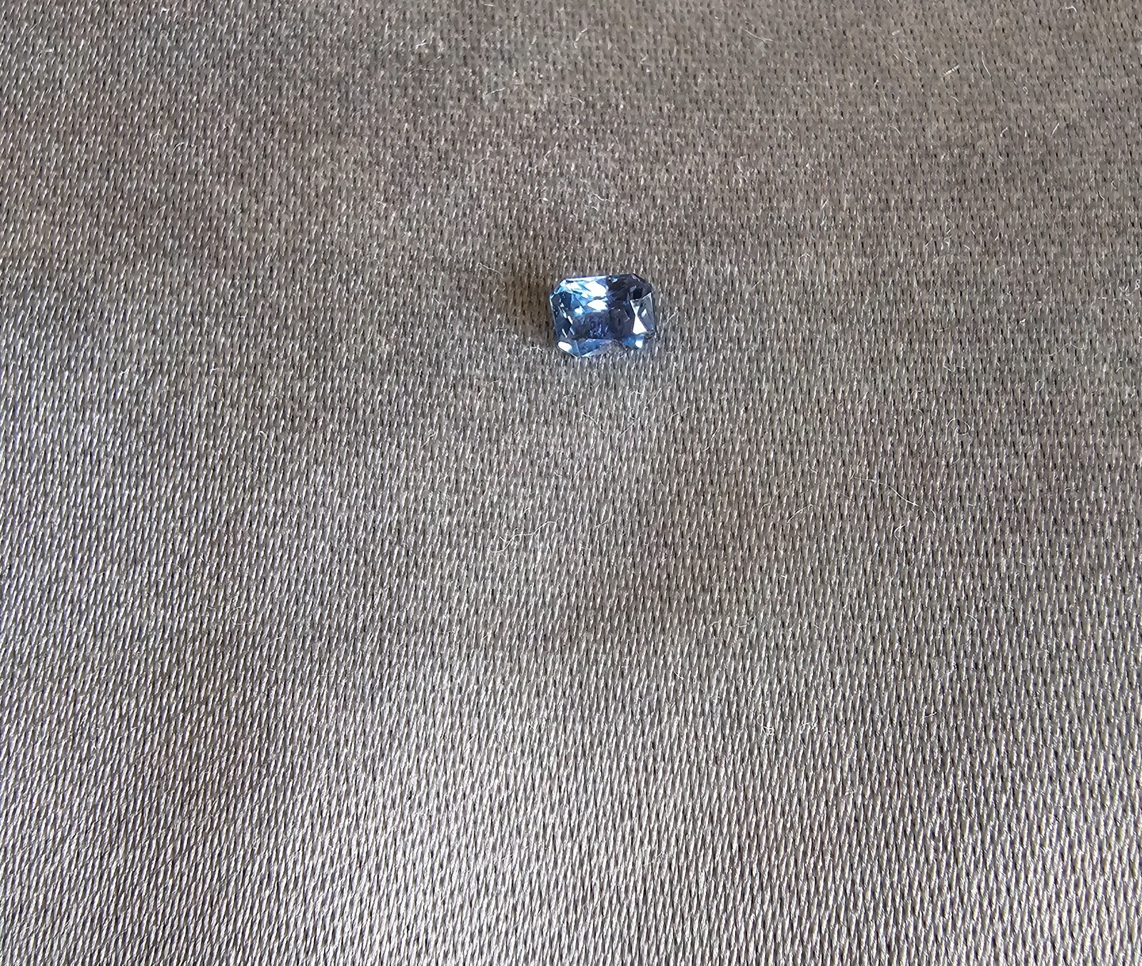 Blue Sapphire Ceylon Radiant cut