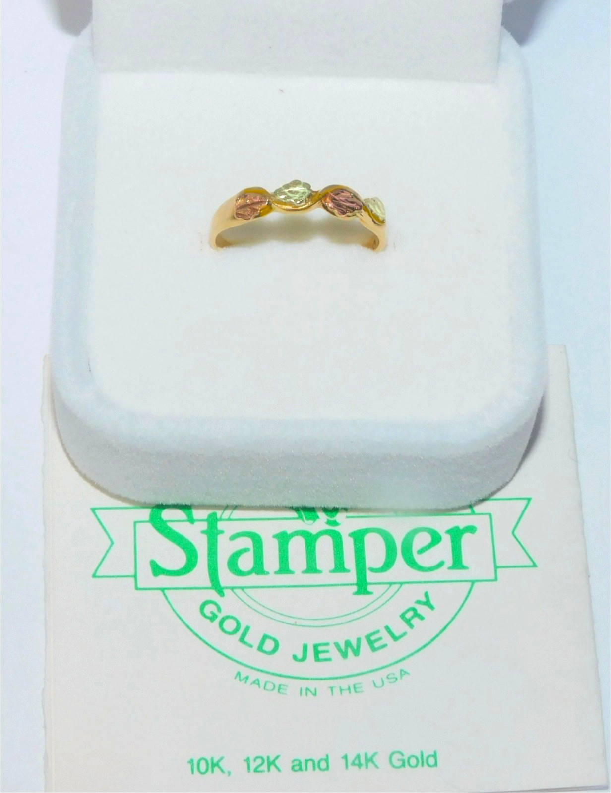 Black Hills Gold 10k Four Leaf Ladies Band Ring Size 6 1/2