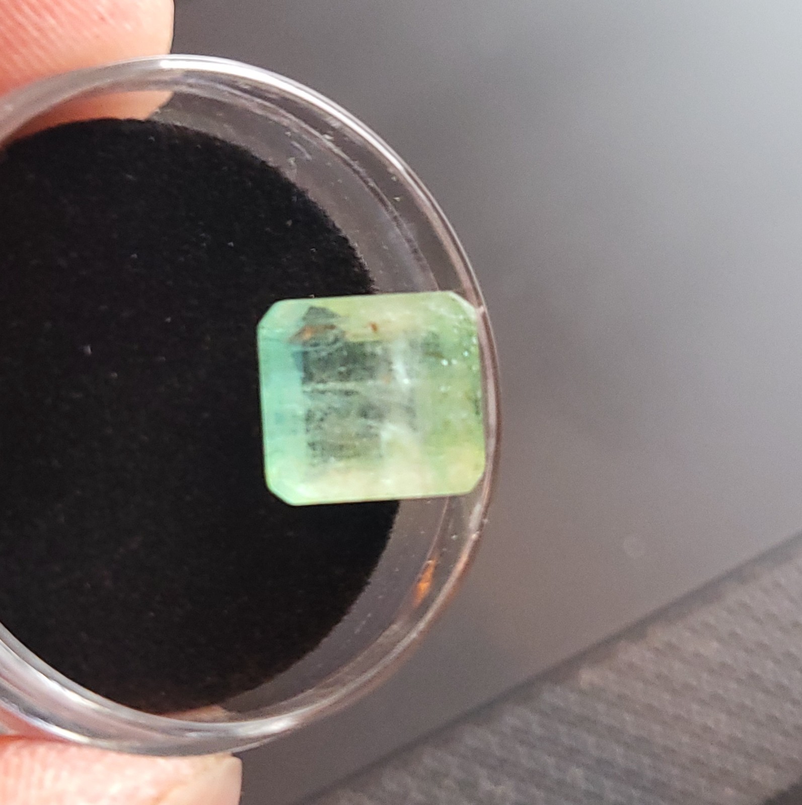 Top Natural Untreated Certified Vivid Green Ethiopian Transparent Emerald 4.55ct