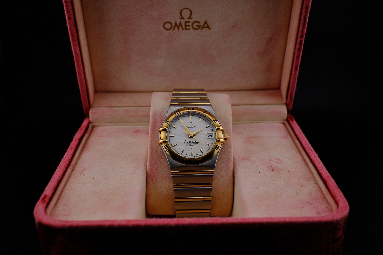 Omega Constellation 1202.30 18k Gold Full Bar Auto Chronometer • Full Set Box