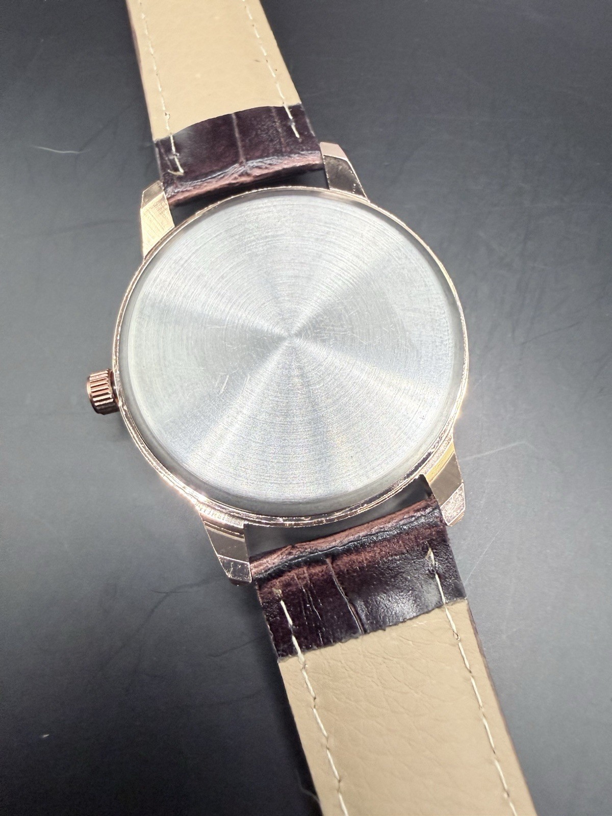 Mreurio Mens Brown Tone Leather Analog Day Date Quartz Watch As Is Working