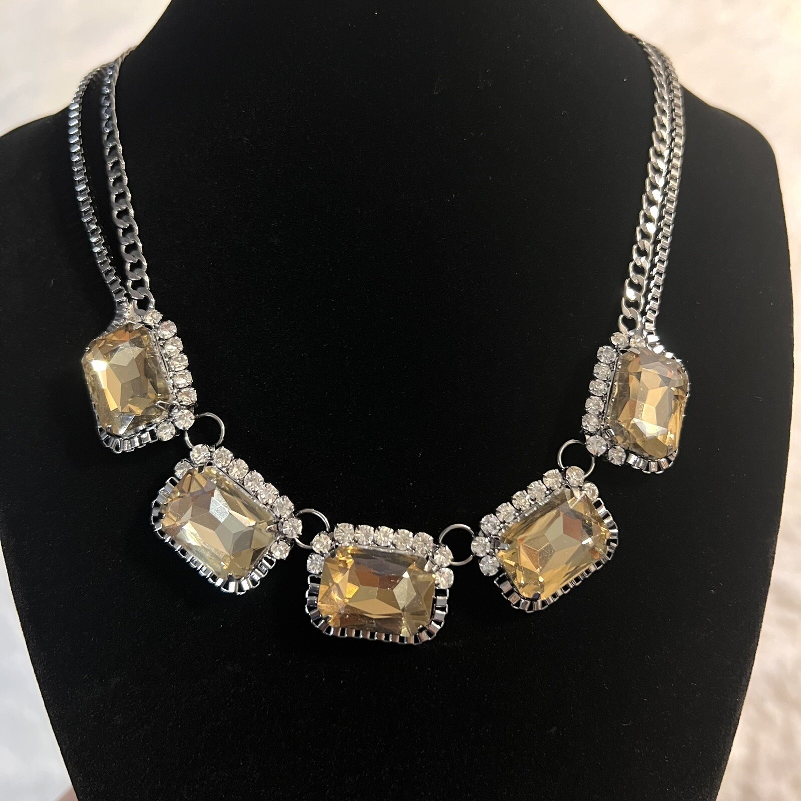 FAUX CITRINE RHINESTONE GLASS SILVER TONE CHOKER DOUBLE CHAIN NECKLACE 16.5″+ 3″
