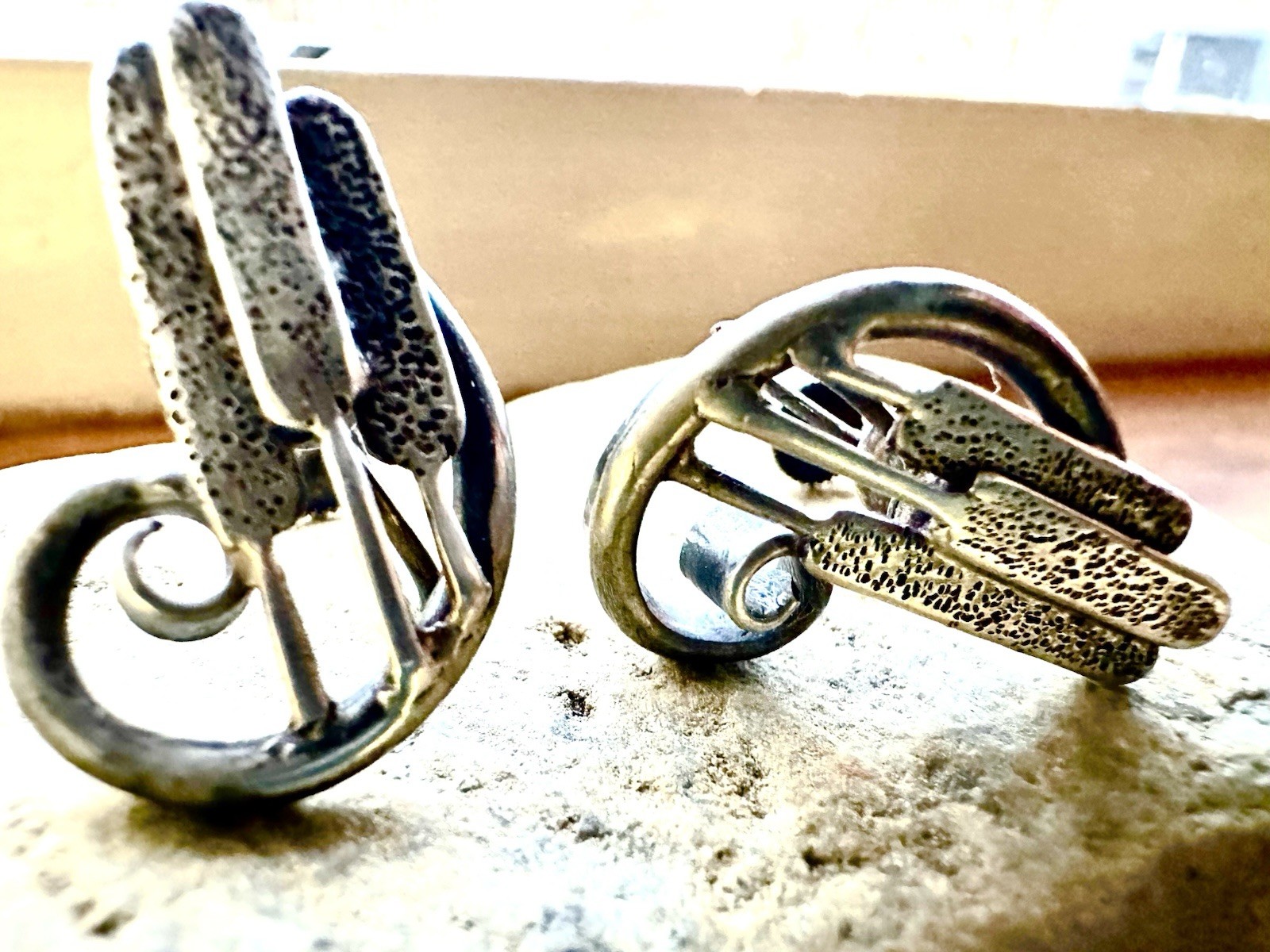 Vintage Sterling Silver Screwback Cattail Earrings.