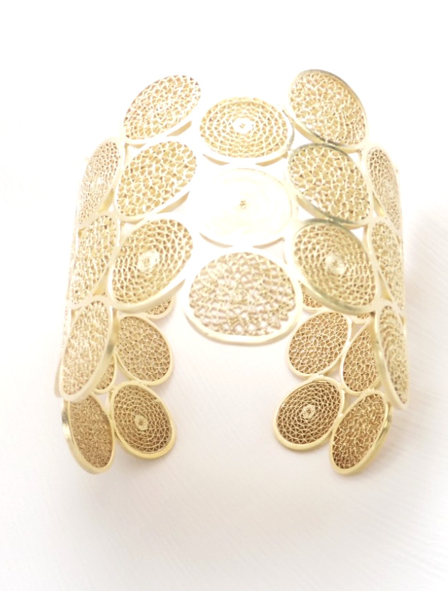 Colombian Handmade 43.70 Grs Filigree Bracelet Silver Gold Plated with 18k Gold