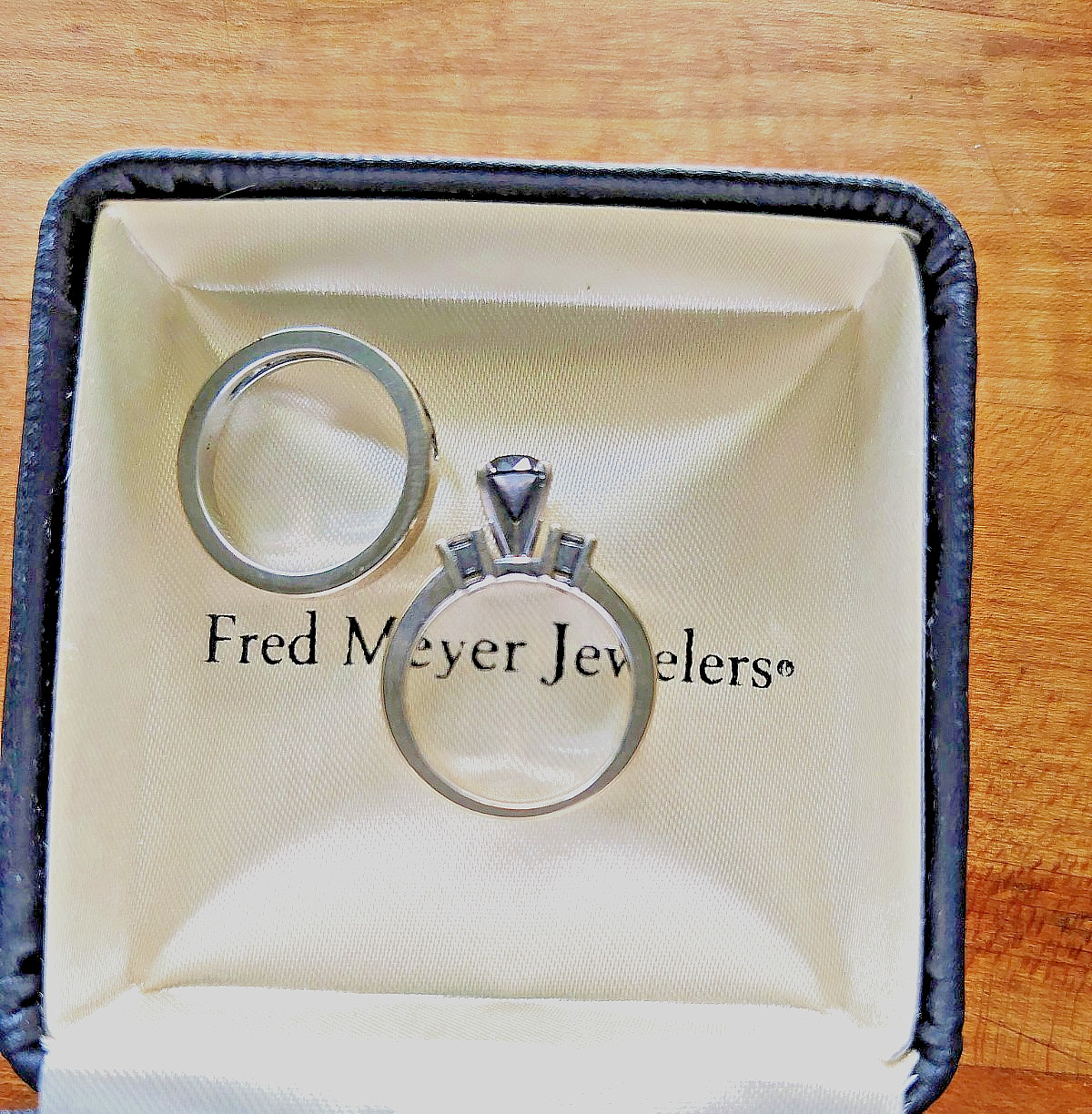14K Gold Black/White Diamond Wedding Set & Men’s Blue Diamond Cross-Fred Meyer